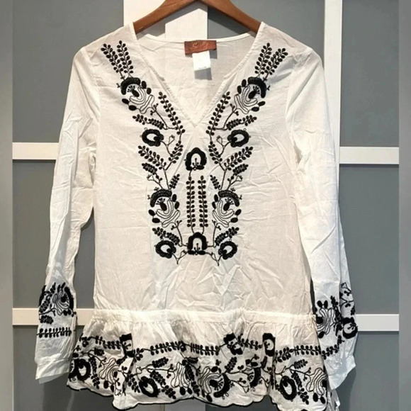 Scully Women’s Boho Western Embroidered Cotton Ruffle‎ Blouse White Black S EUC - Picture 3 of 13